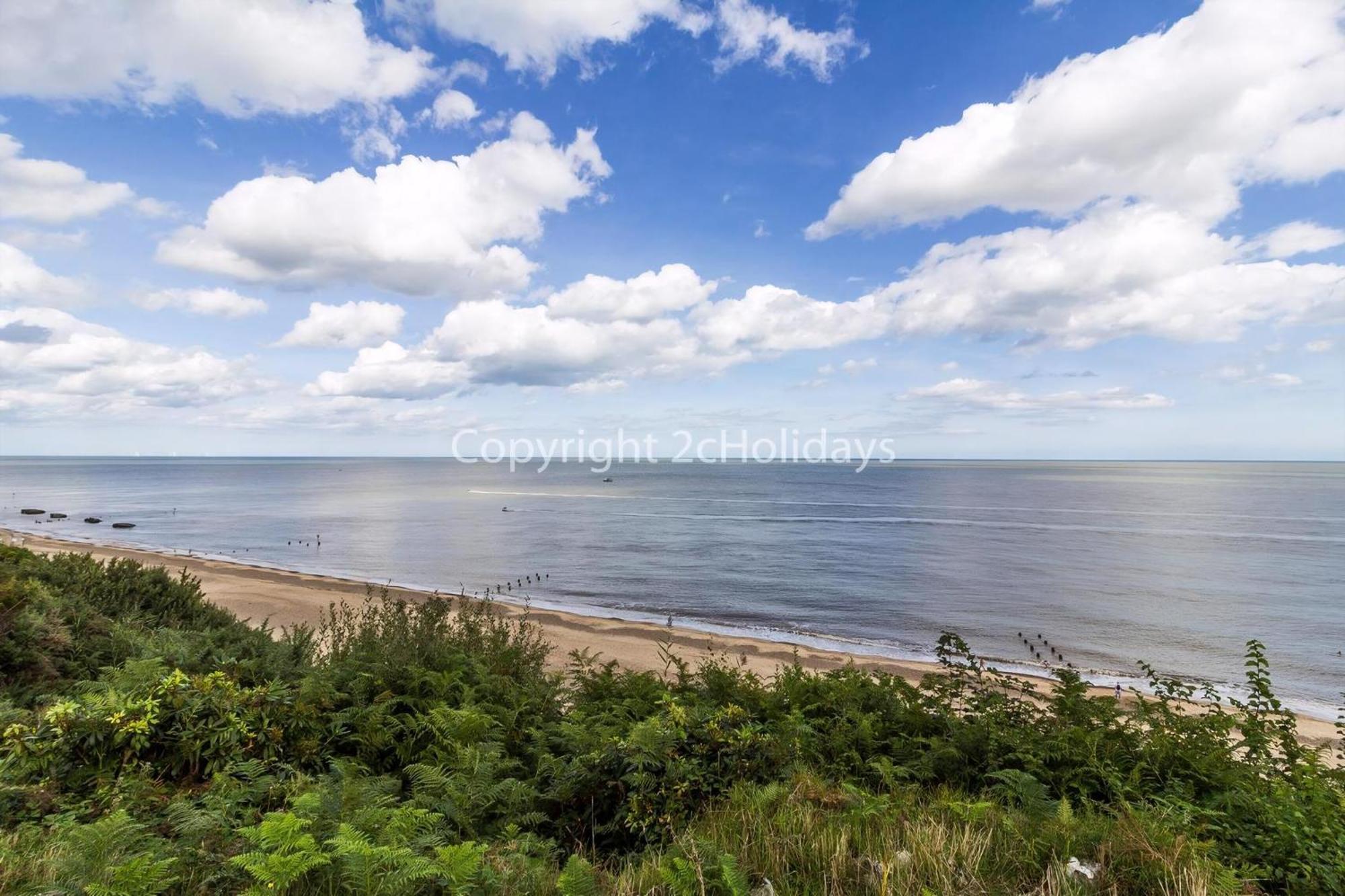 Brilliant Caravan With A Partial Sea View In Suffolk Ref 32026Az Lowestoft Exterior foto